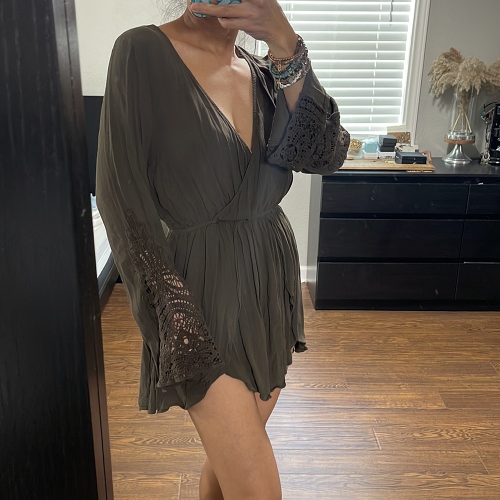 TOBI ROMPER - Picture 2 of 3